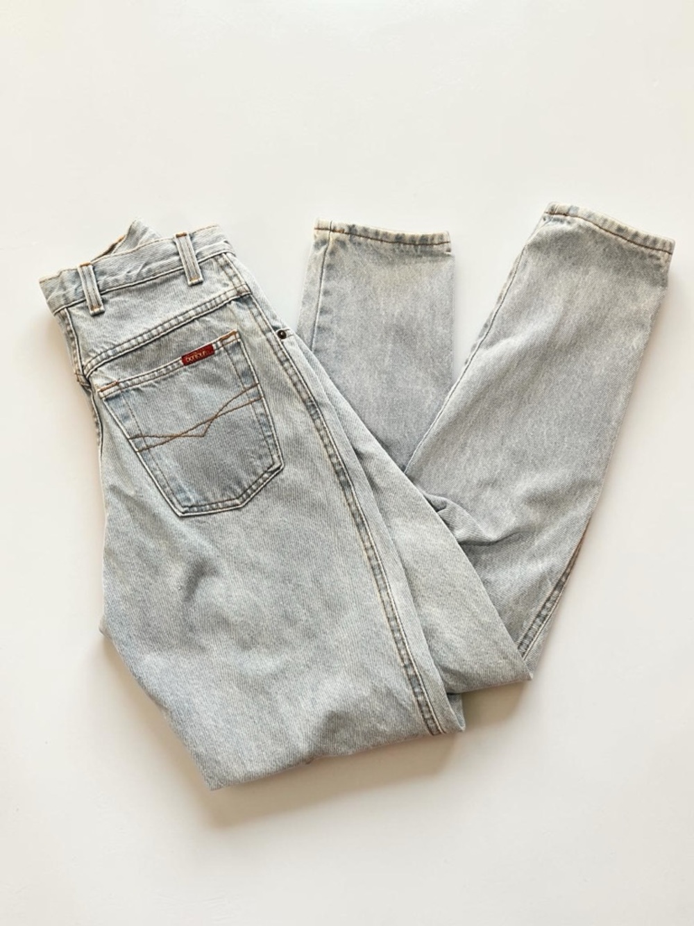 Light Wash High-Rise Jeans with Back Pocket Detail